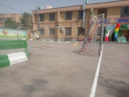 عکس دبستان باقرزاده