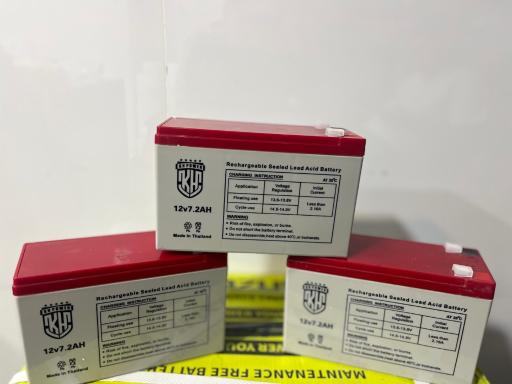 عکس باطری فروشی قربانی ( باتری پلاس )