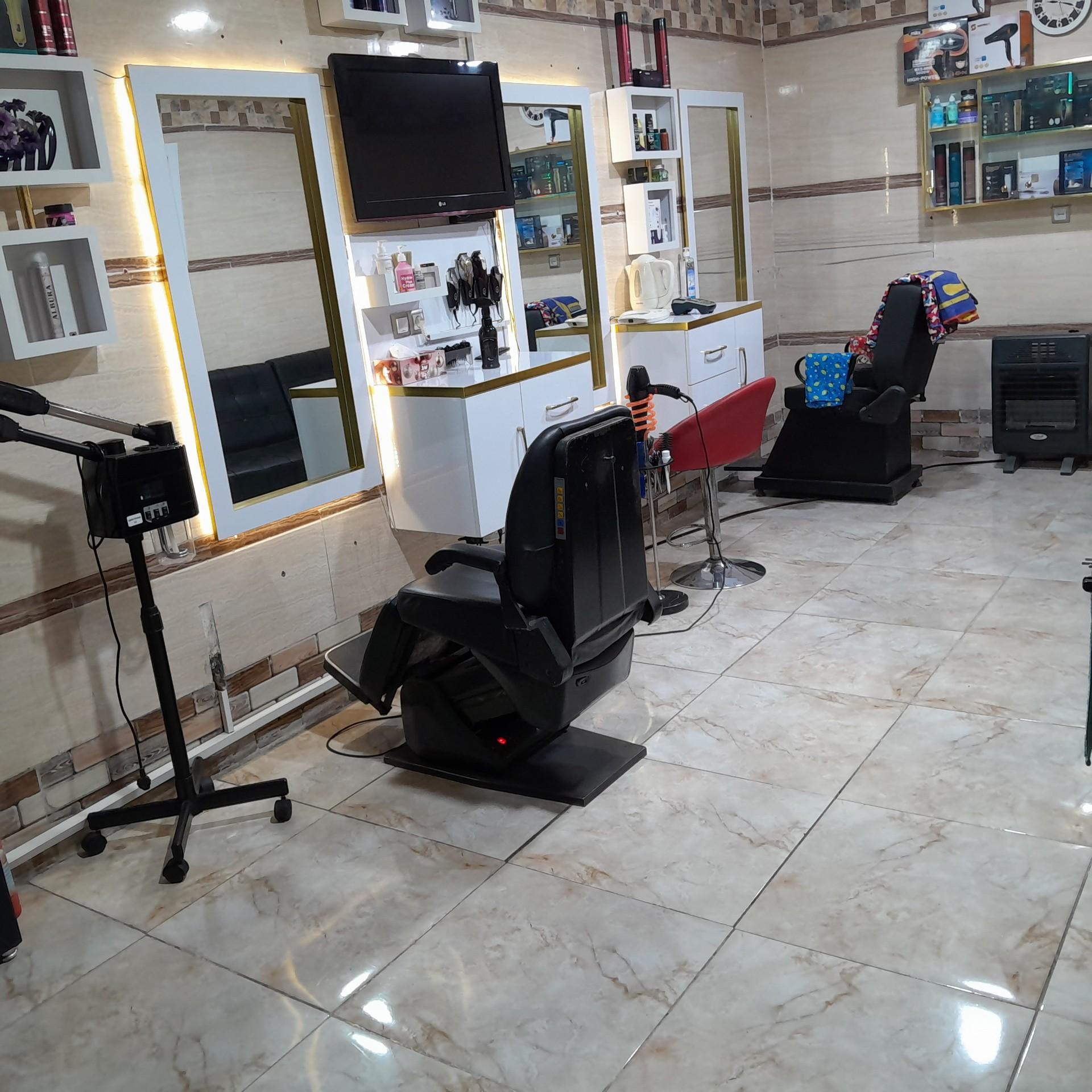 عکس پیرایش جلال