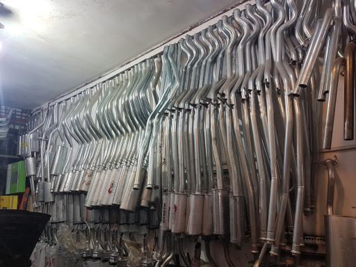 عکس تعمیرگاه اگزوز و رادیاتور خودرو خراسانی