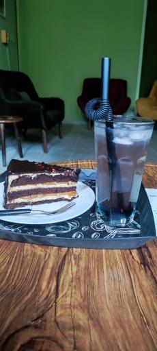 عکس کافی شاپ جناب قهوه