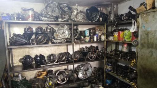 عکس تعمیرگاه گیربکس دنده ای زینلیان