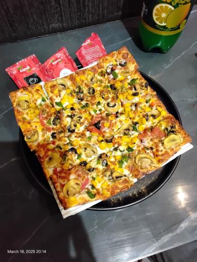 عکس پیتزا پینو پینو