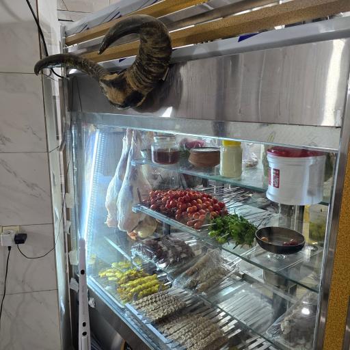 عکس کبابی  نان داغ کباب داغ سیروان