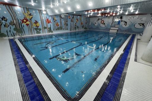 عکس استخر موج طلایی تهران