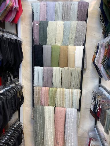 عکس شال و روسری شالینو