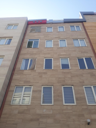 عکس ساختمان پریا