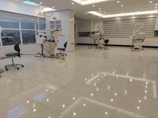 عکس کلینیک دندانپزشکی دکتر باغستانی