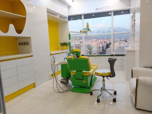 عکس کلینیک دندانپزشکی دکتر باغستانی