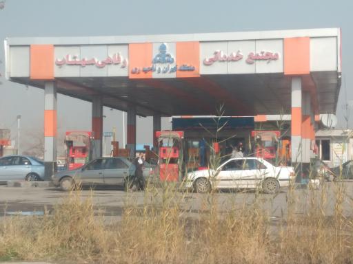 عکس پمپ بنزین مهتاب
