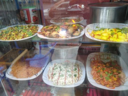 عکس ساندویچی روز شعبه ۲