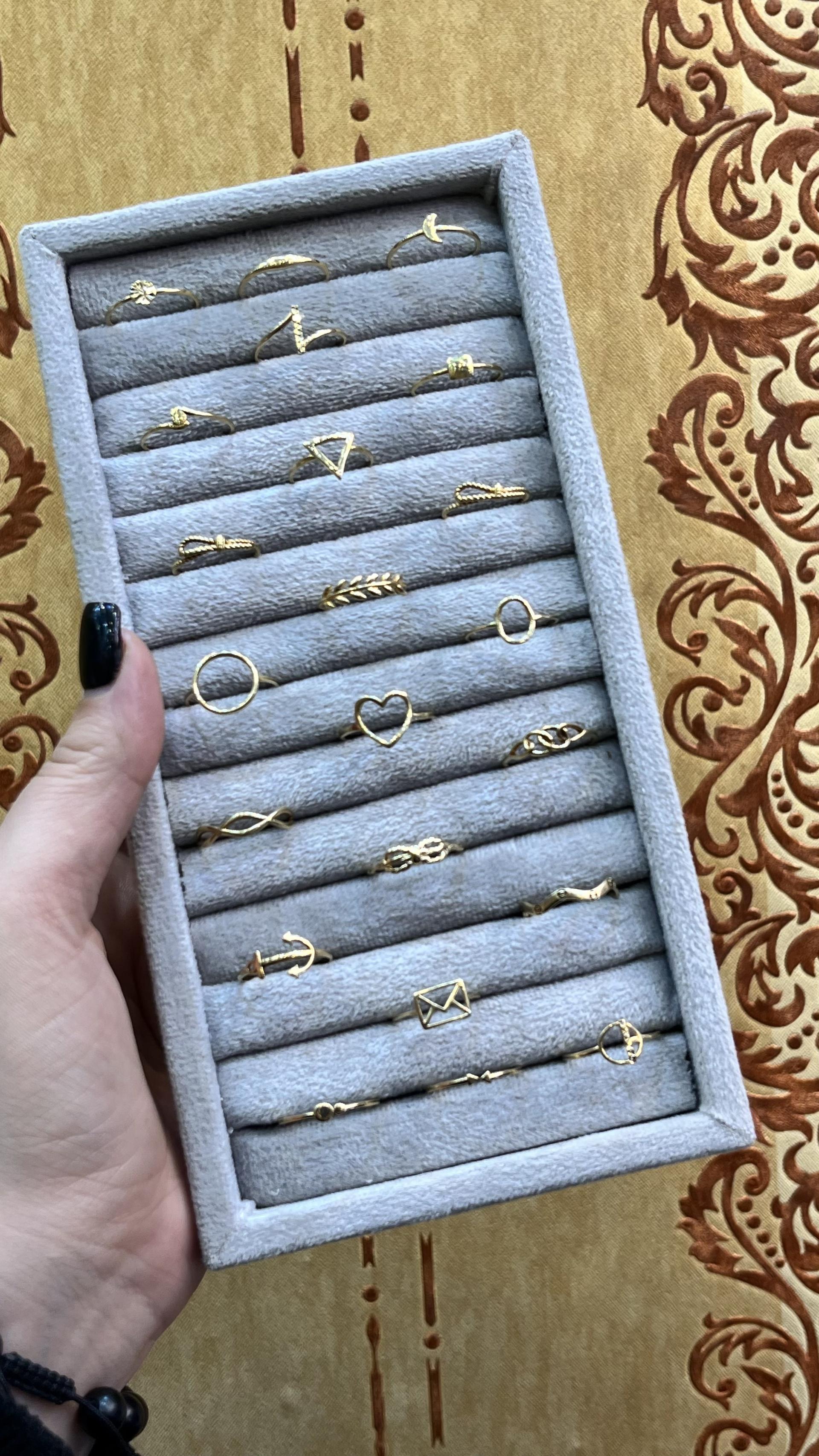 عکس ویولت گلد 