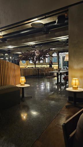 عکس کافه دامون