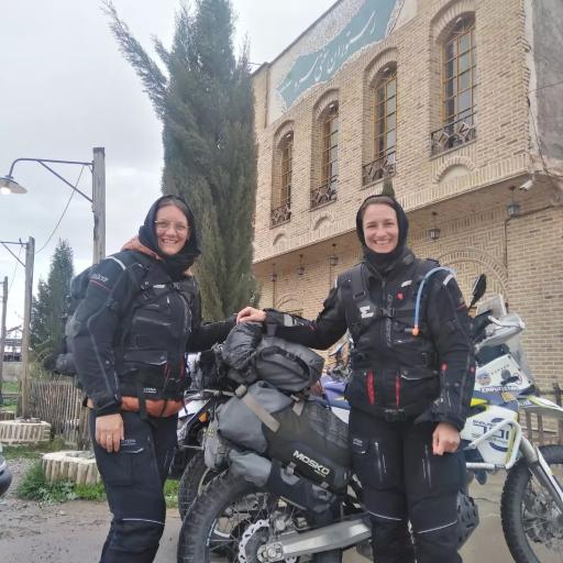 عکس رستوران سنتی سرو