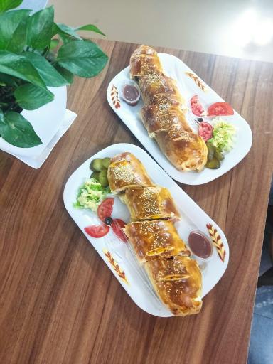 عکس رستوران پلیکان