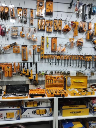 عکس نوین ابزار علیزاده 