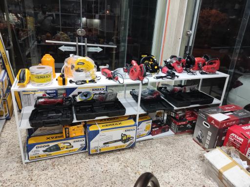 عکس نوین ابزار علیزاده 