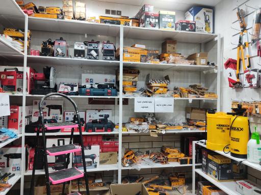 عکس نوین ابزار علیزاده 