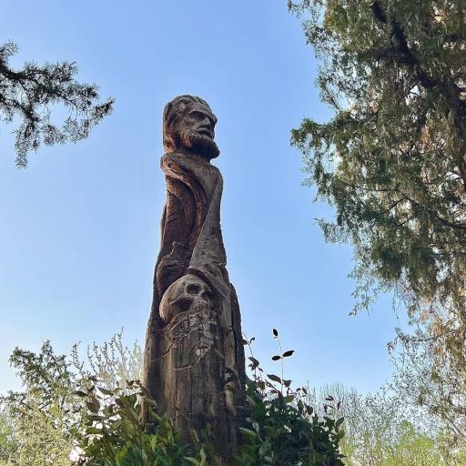 عکس تندیس چوبی خیام