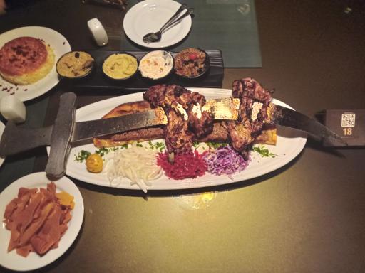 عکس کافه رستوران عربی هترا