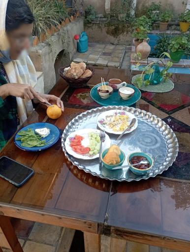 عکس اقامتگاه بومگردی عمارت صدر