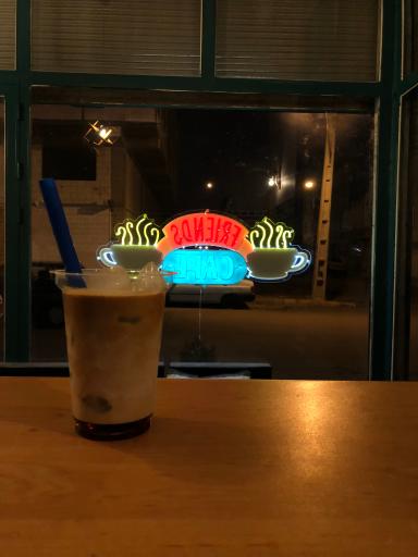 عکس کافه فرندز