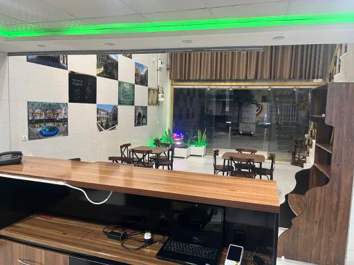 عکس کافه روشن