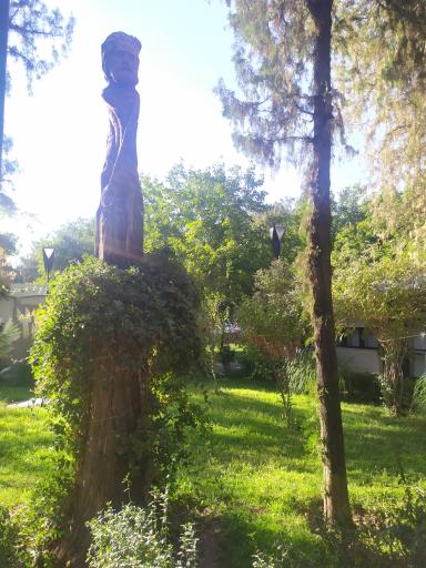 عکس تندیس چوبی خیام