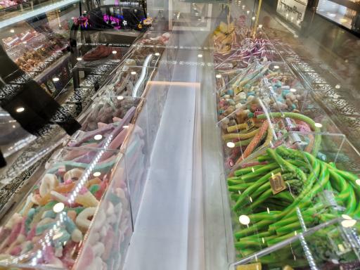 عکس شهر پاستیل کاسپین (شعبه فاطمی)