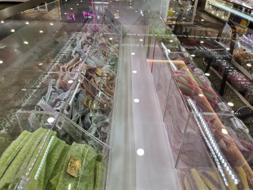 عکس شهر پاستیل کاسپین (شعبه فاطمی)