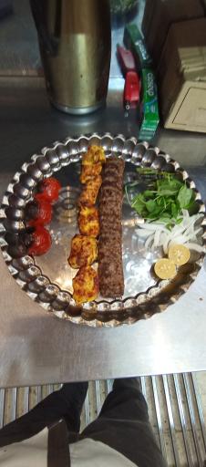 عکس کباب ساطوری سنتی اصیل بناب