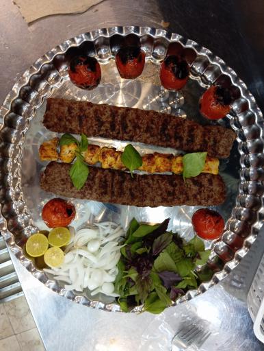 عکس کباب ساطوری سنتی اصیل بناب