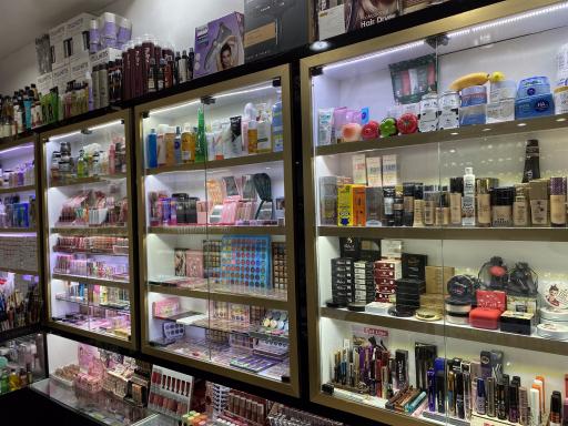 عکس گالری آرایشی رزا