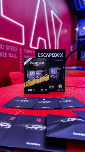 عکس کافه بازی آدرنالین