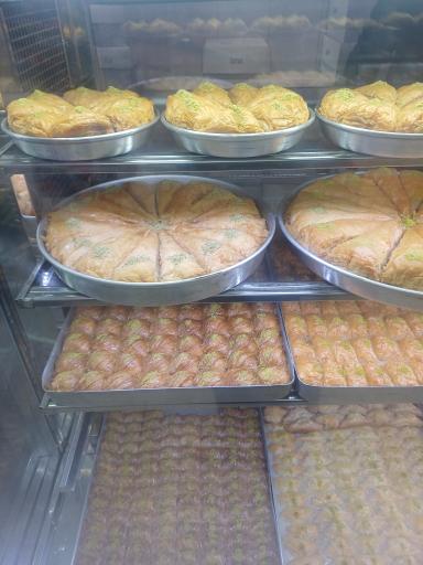 عکس نان شیرینی سرگل