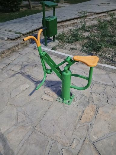 وسایل بدنسازی عمومی 
