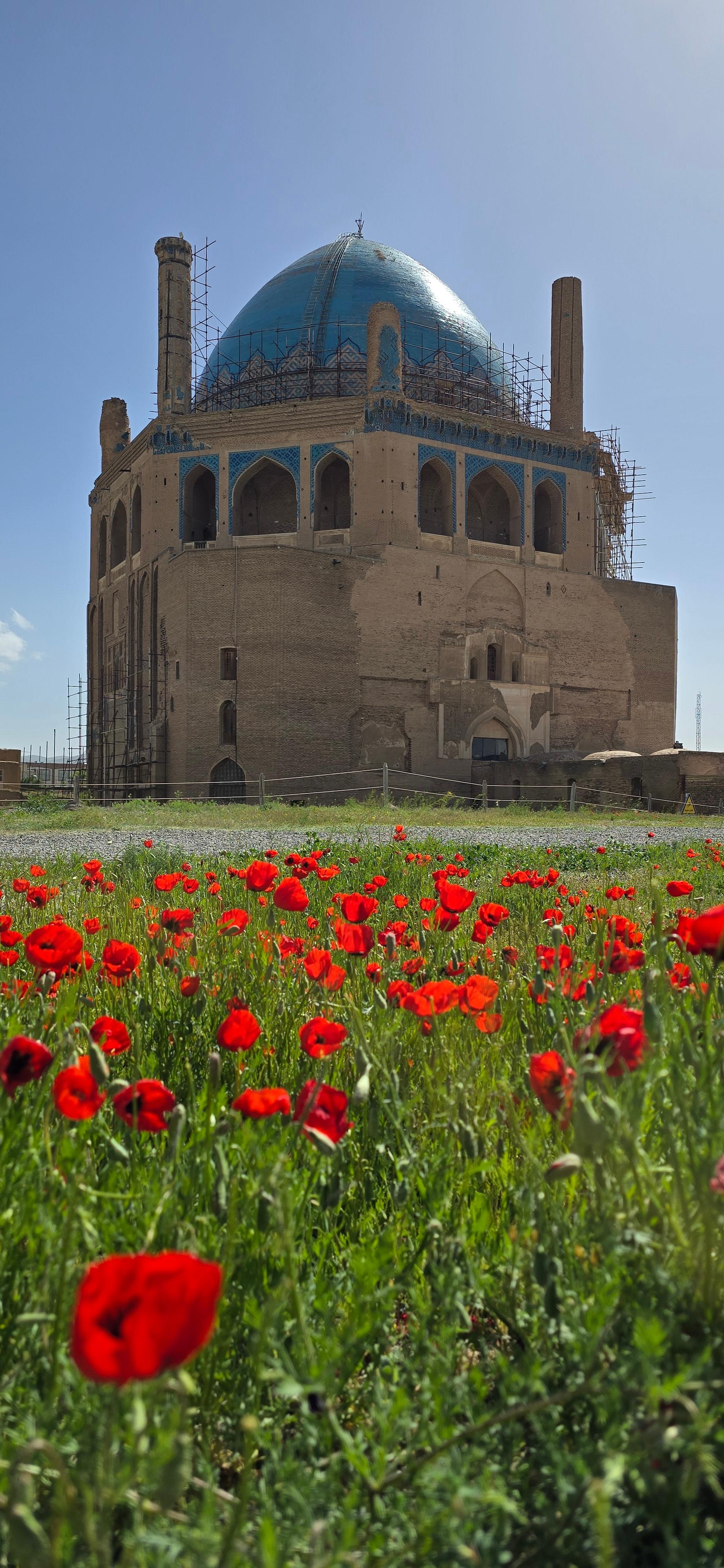 عکس گنبد سلطانیه