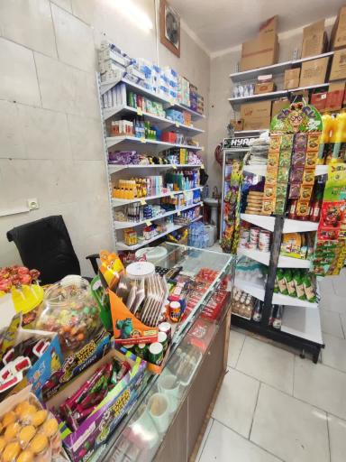 عکس مینی مارکت میناب 168