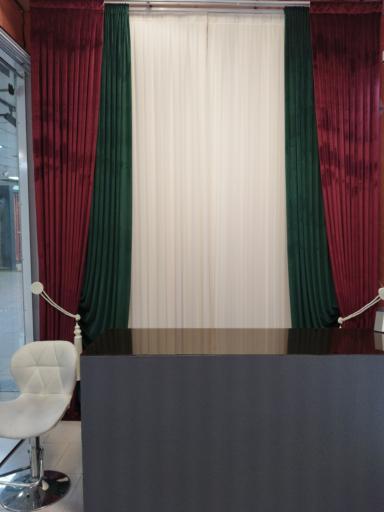 عکس گالری مون
