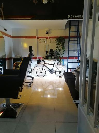 عکس آرایشگاه بارون