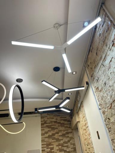 عکس لاین نوری 