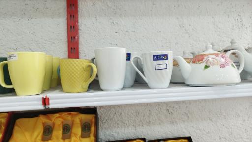 عکس ارزانکده ظروف آشپزخانه و چینی کیلویی