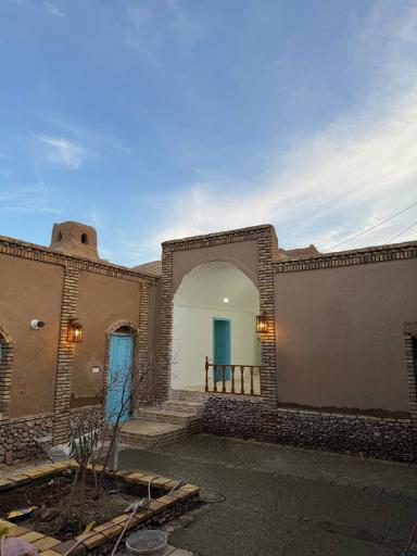 عکس اقامتگاه بوم‌گردی سراچه سنگی زنگویی