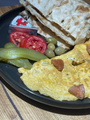 عکس کافه صبحانه نیهاد