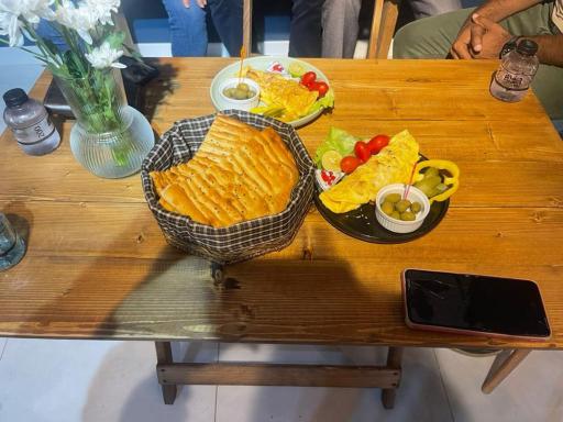 عکس کافه صبحانه نیهاد