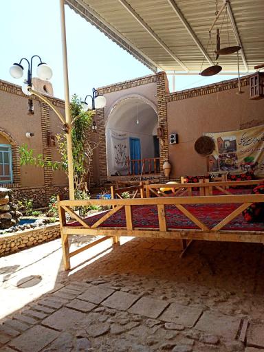 عکس اقامتگاه بوم‌گردی سراچه سنگی زنگویی