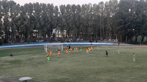 عکس زمین فوتبال چمن نساجی