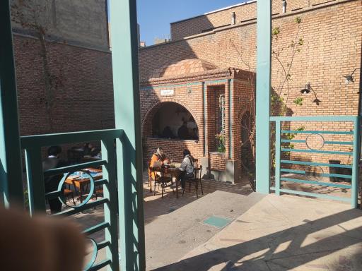 عکس خانه رستوران پادیاو