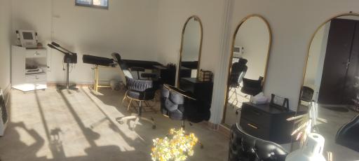 عکس سالن زیبایی شیدا علوی