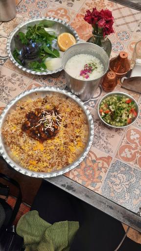 رستوران دوسی